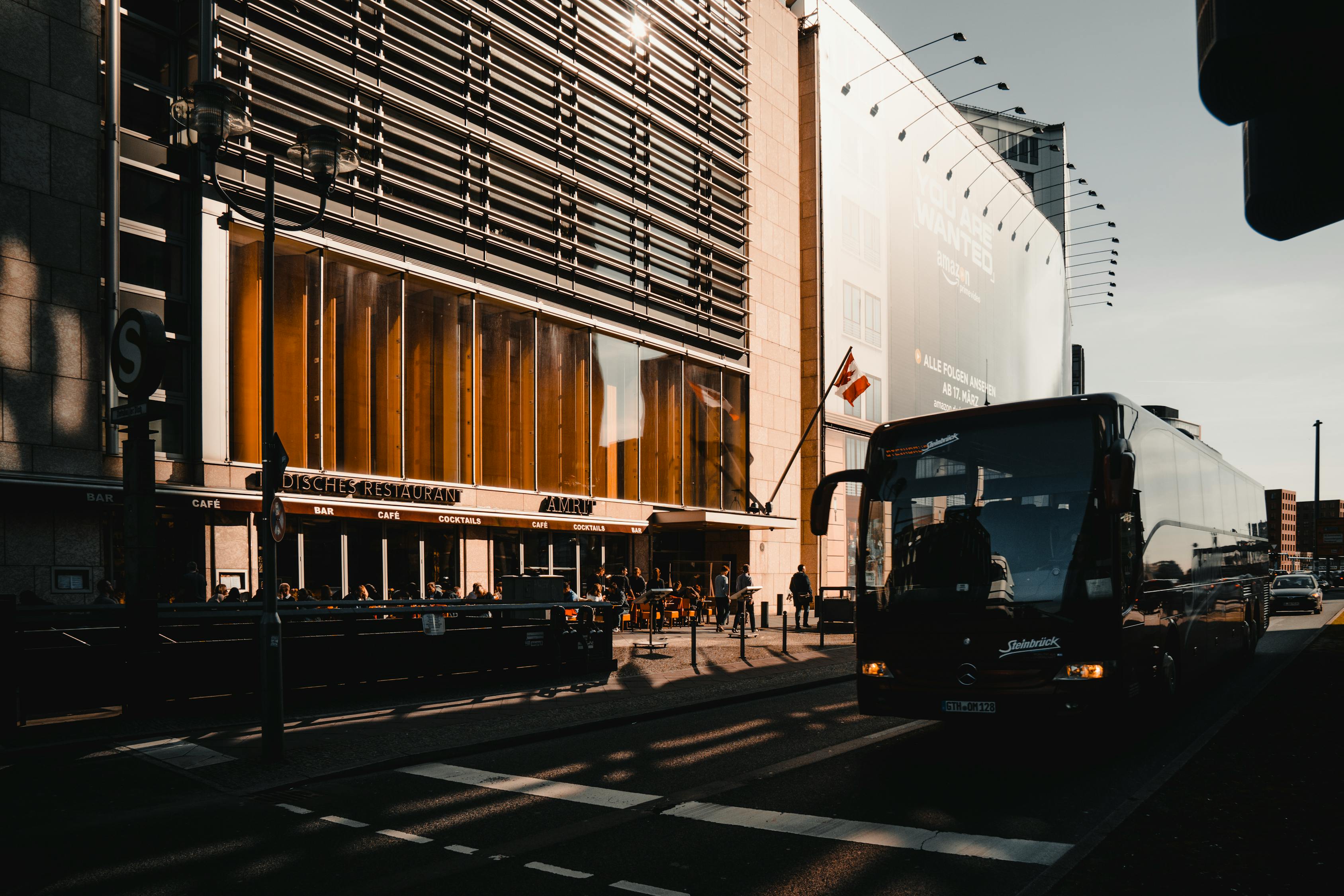 三萬二手車瀘州店，優(yōu)質(zhì)二手車交易的新地標(biāo)